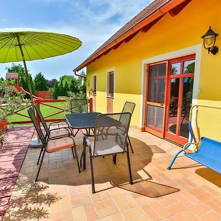 Sara-lux * Nyarliget